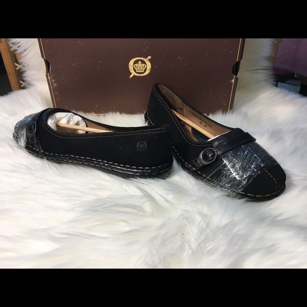 Born Trefoil Black Suede Loafer - NIB